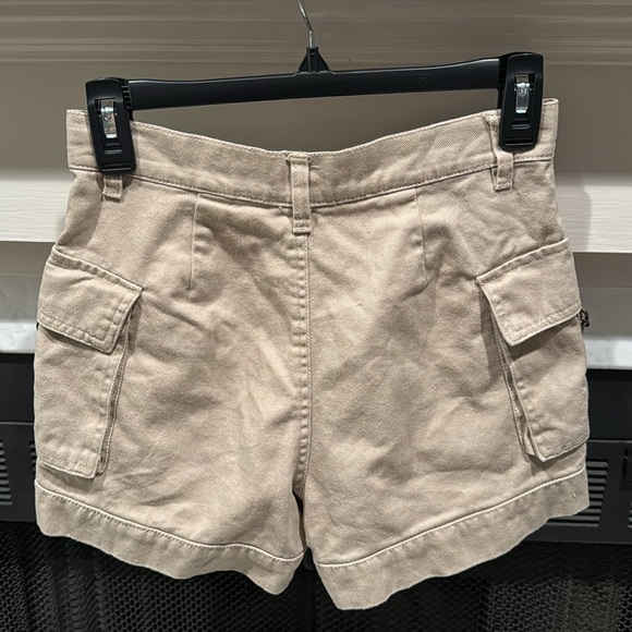RSQ Mid Length Cargo Shorts. Tan Size 25 - Picture 2 of 4